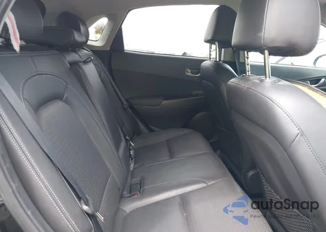 2018 Hyundai Kona Limited z USA, uszkodzony, nr VIN KM8K33A50JU076853